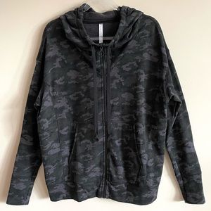 FABLETICS Leah Oversized Zip Front Hoodie Charcoal Camo